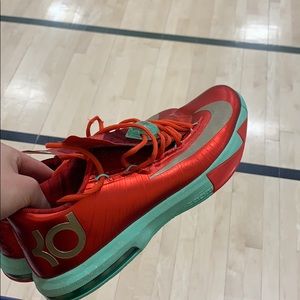 KD 6 christmas